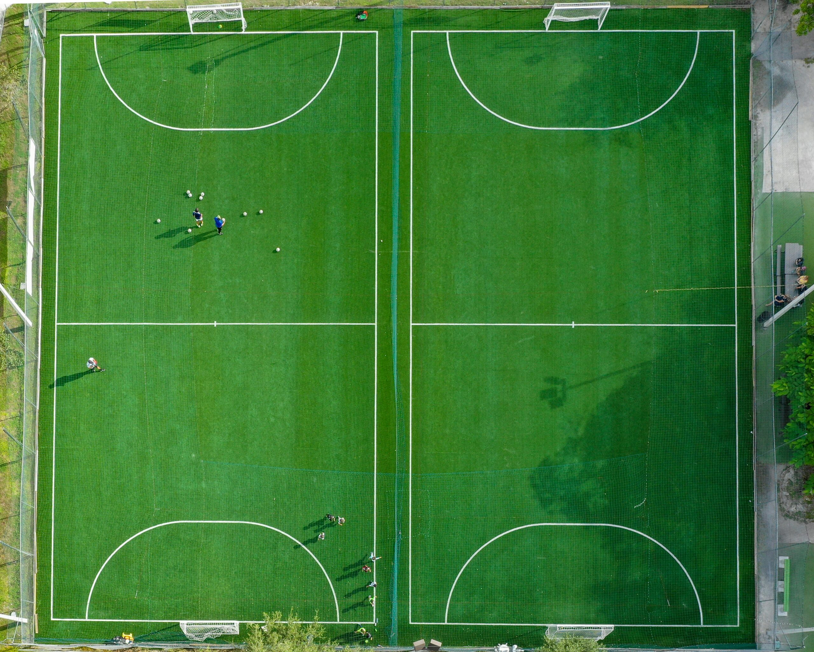 green and white soccer goal net