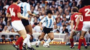 The Maradona or Roulette Turn in Soccer Guide 